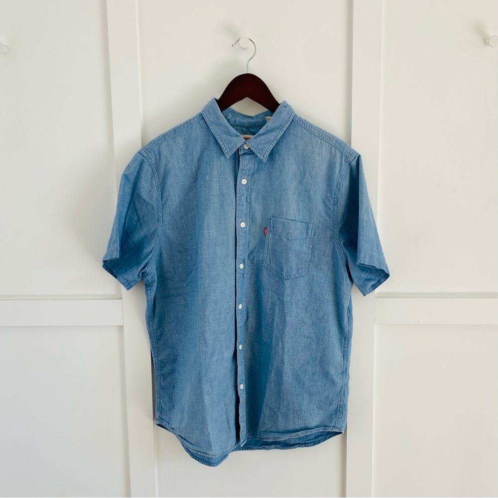 Levi’s Men's Blue Cotton Shirt